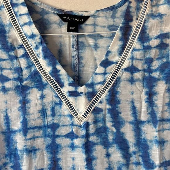 Tahari Beach coverup - Small - Picture 7 of 10